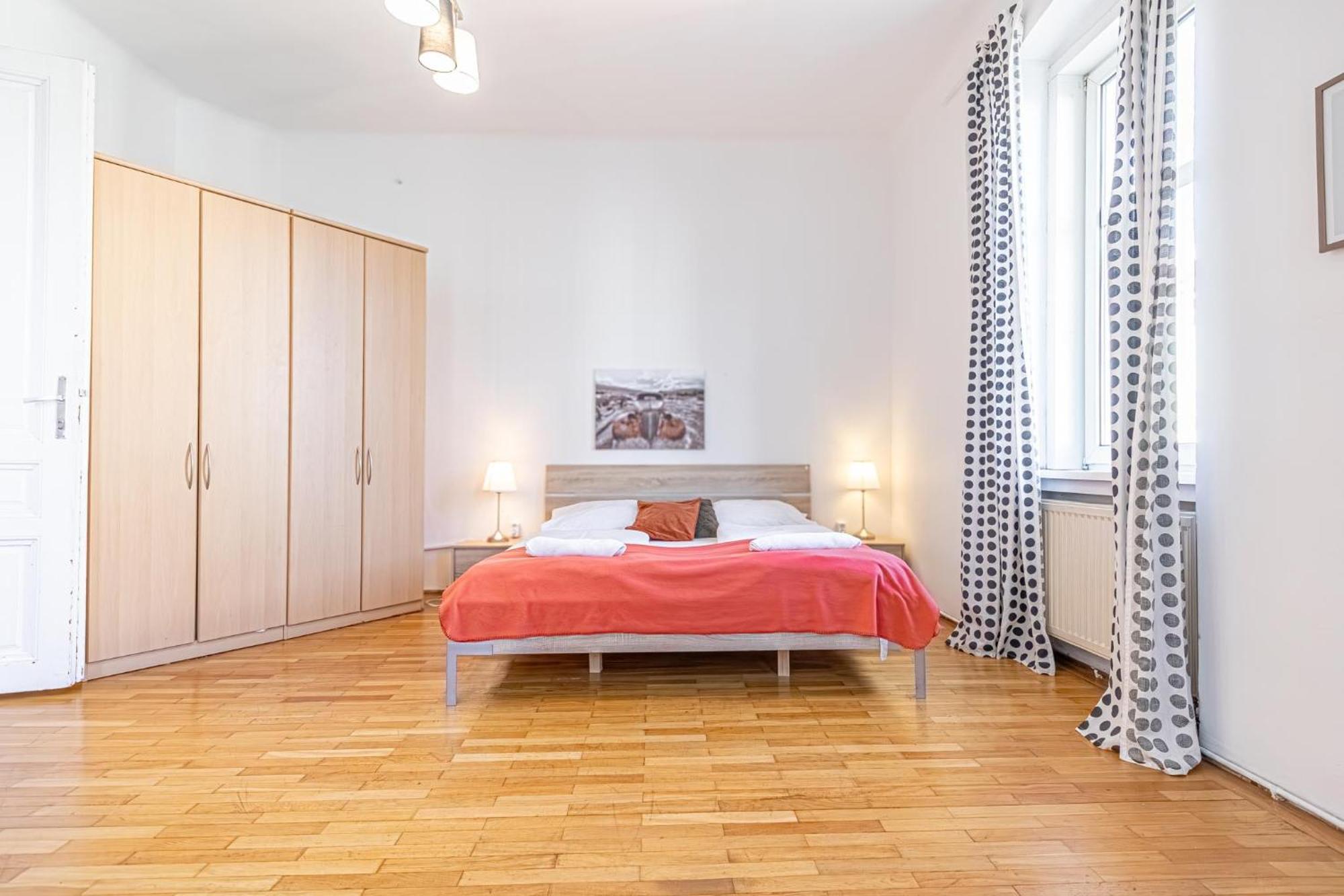 Simple Apartment Near Wiener Stadthalle エクステリア 写真