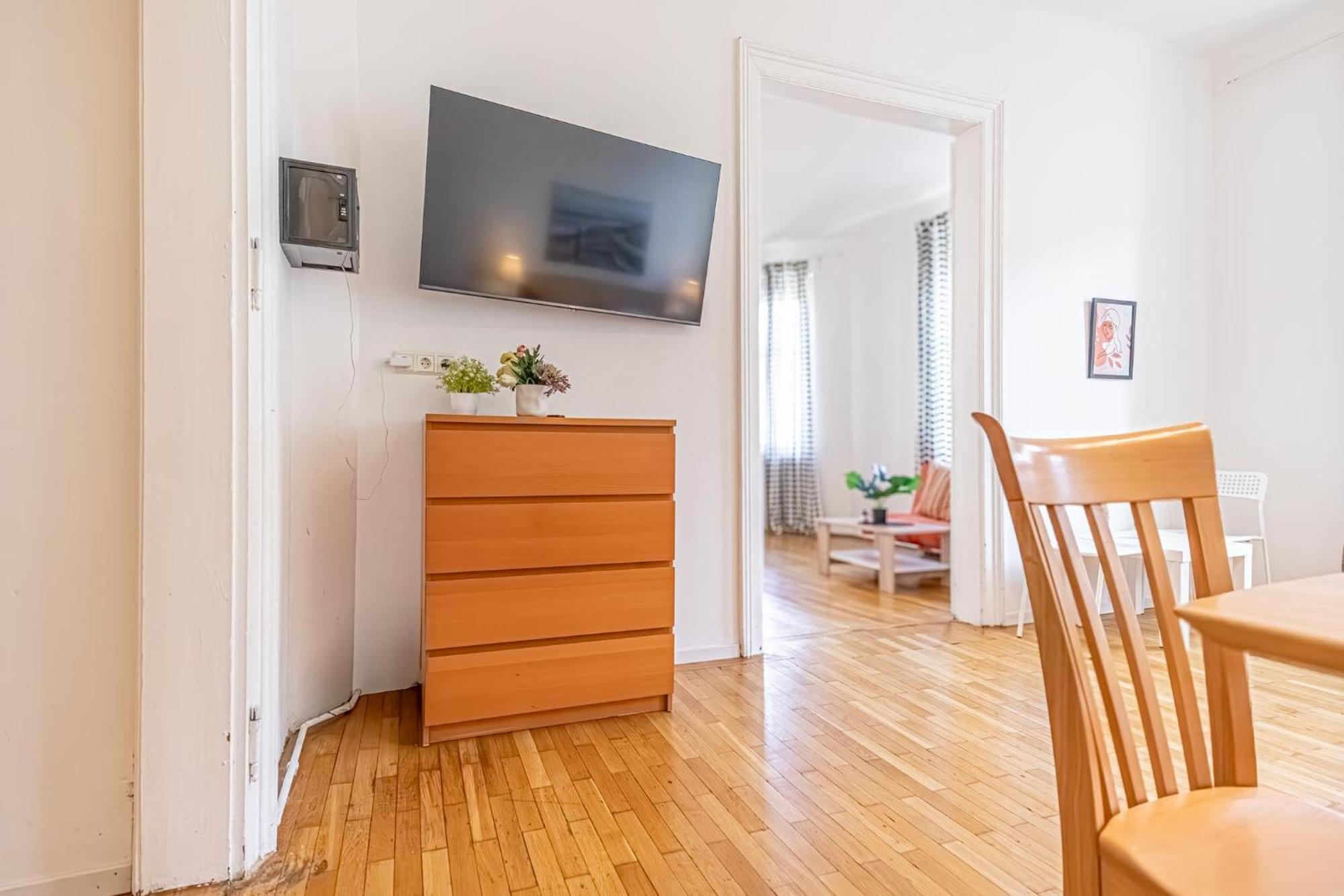 Simple Apartment Near Wiener Stadthalle エクステリア 写真